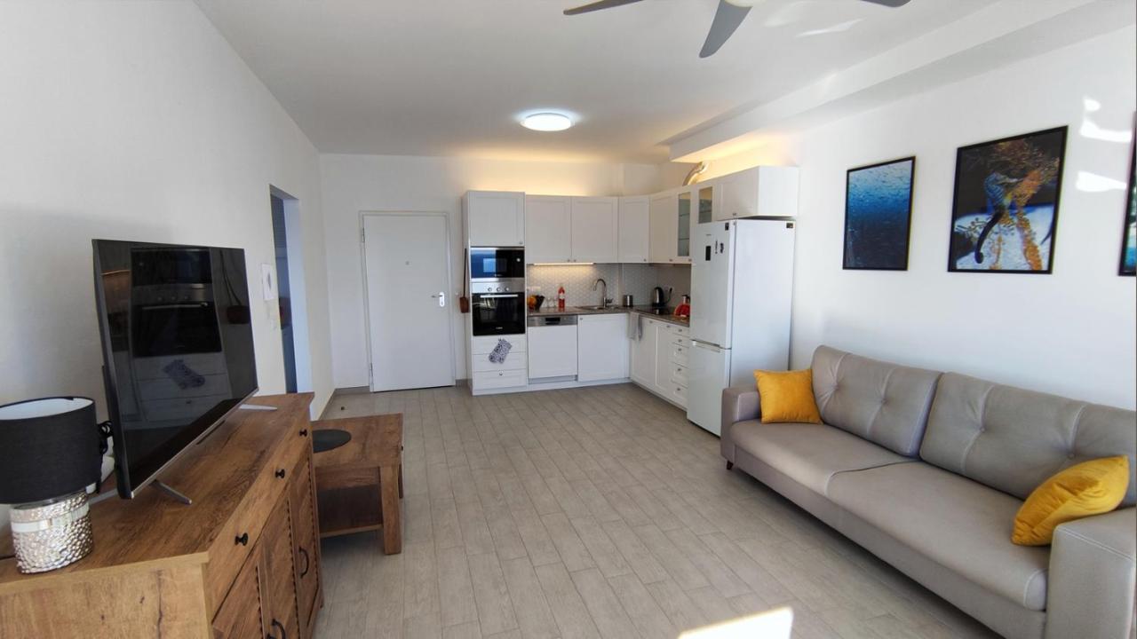 Nautilus Apartment Premium Sarande Exterior photo